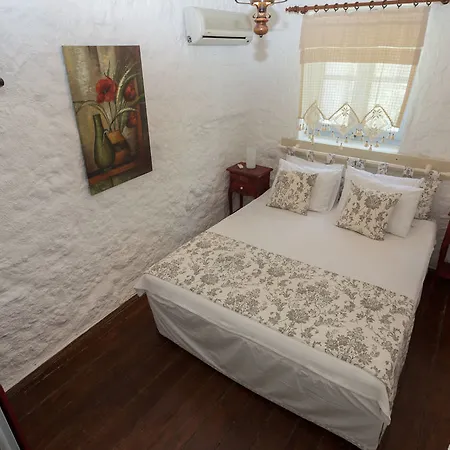 Mai S'ema Boutique Pensiune